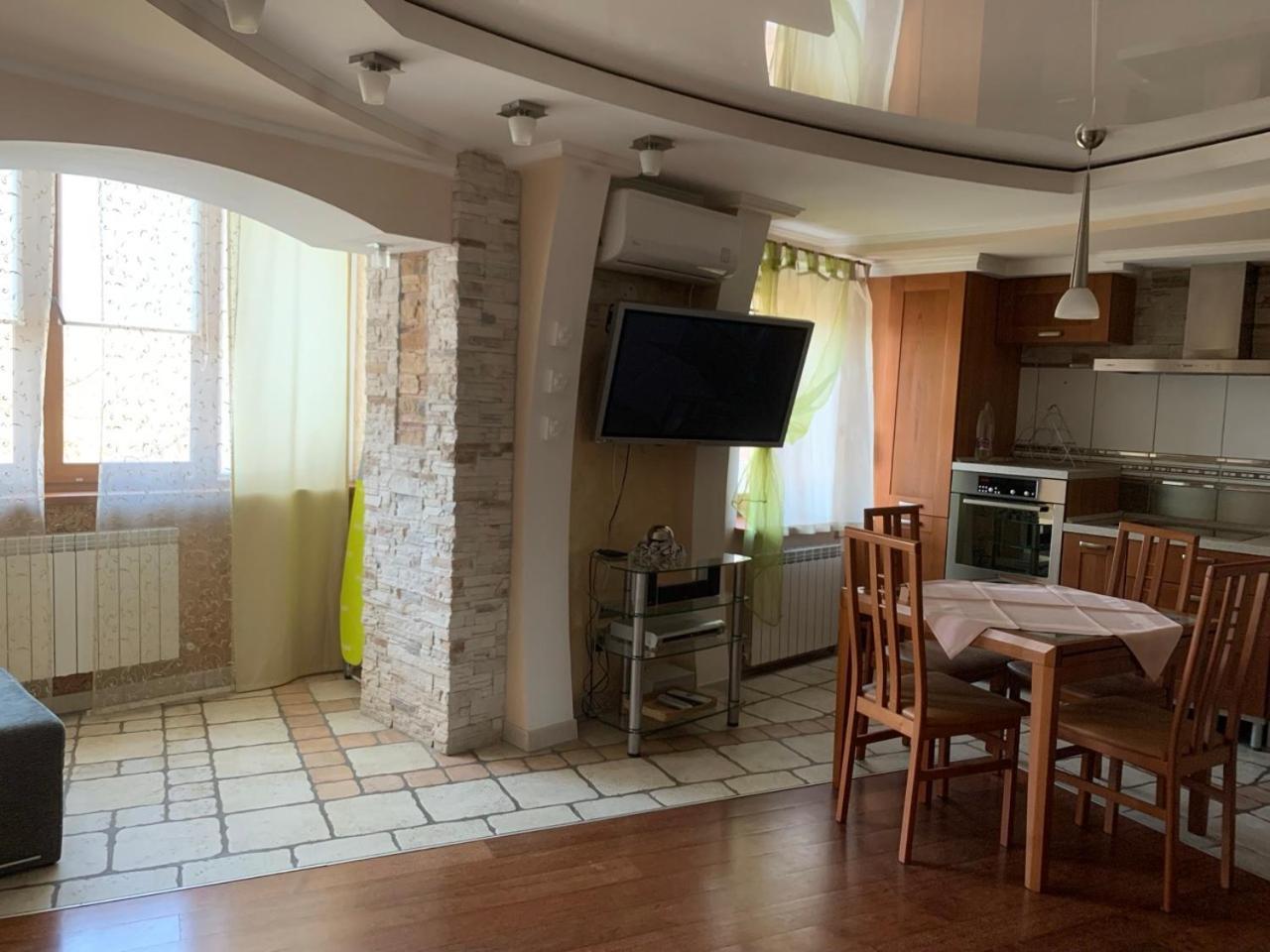 Apartaments Teris Żytomierz Zewnętrze zdjęcie